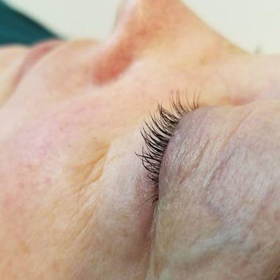 Lash Lift
Safely perm your lashes for a curl that will hold up to 8 weeks