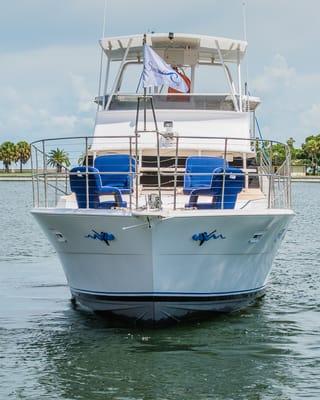 Tampa Bay Yacht Charter offers a USCG certified crewed yacht charter for 20 passengers. Crew and fuel included in price.