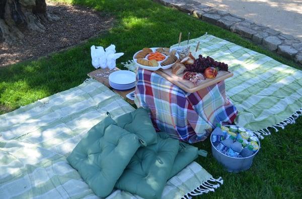 We can organize a dream picnic for your group! Contact us!