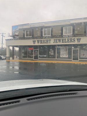 Wright Jewelers. Honest, good people.