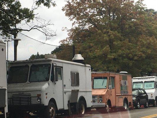 Best Thai food from the white truck