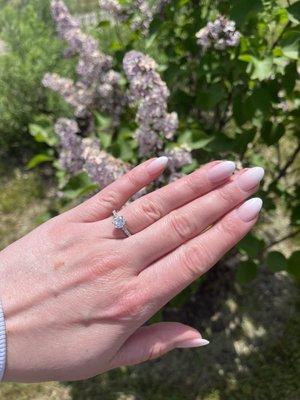 White dip ombré nails