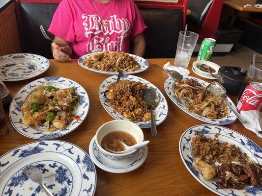 Triple Salt & Pepper Triple, Mangolian Beef, House Special Fried Rice, Shrimp Fried Rice, Hot & Sour Soup