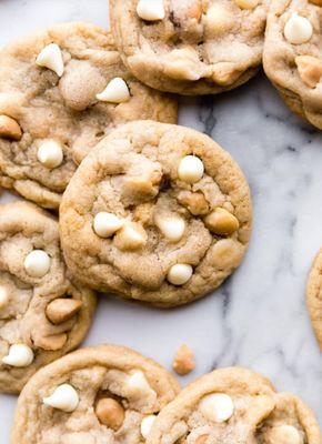 MACADAMIA NUT COOKIE. Made with roasted  macadamia nuts and white chocolate chips.