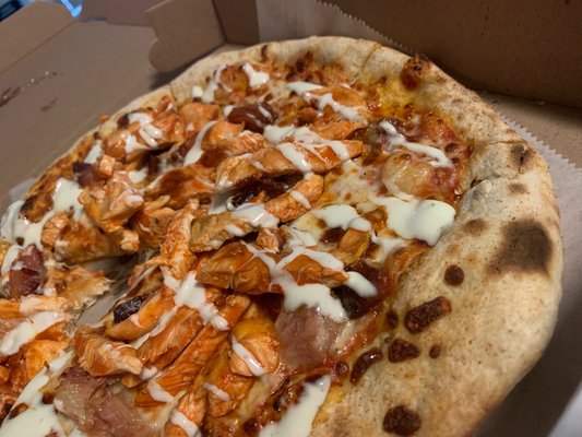 Buffalo bacon chicken pizza