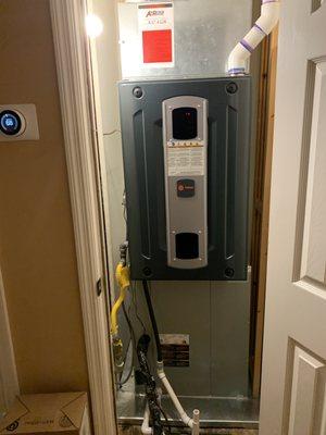 Trane 2 speed Furnace S9V2C100D5 with variable speed motor 96% AFUE