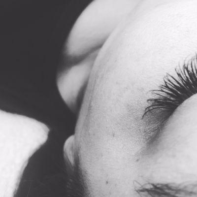 Flared lashes