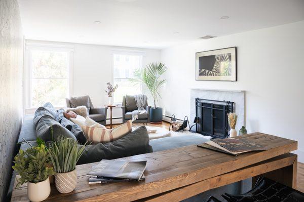 Modern and cozy living room remodel in Needham