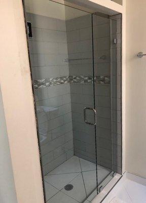 Frameless Shower Enclosure