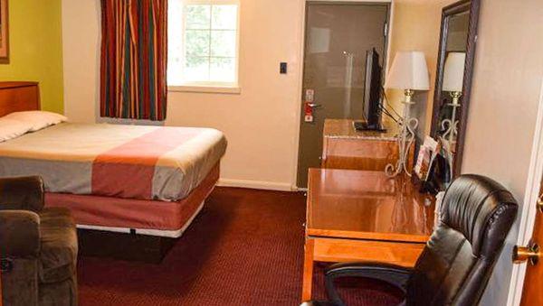 MH RelaxInnBloomsburg Bloomsburg PA Guestroom King