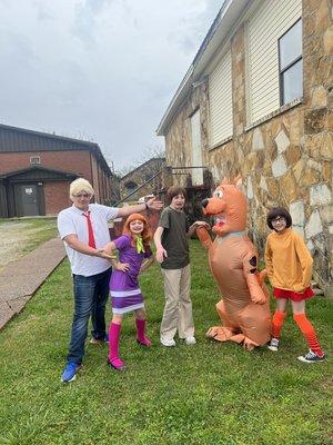 Another annual Folk Festival parade participation