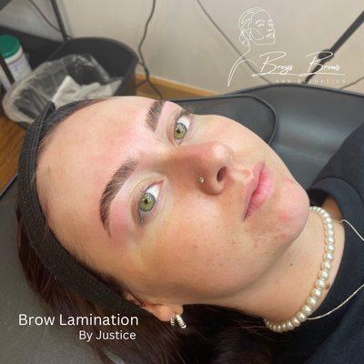 Bomb Brow Package. A brow lamination, Brow Wax, and Brow tint