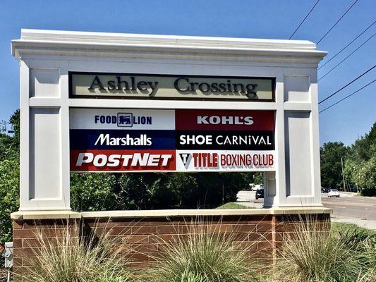 Ashley Crossing pylon sign