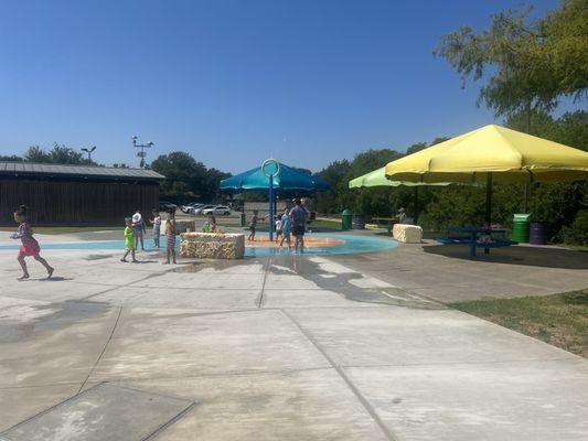 An area where smaller children can play with the water