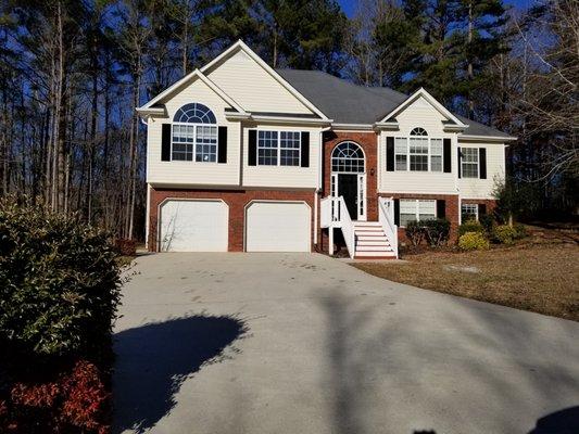 Under contract in 48hrs.!