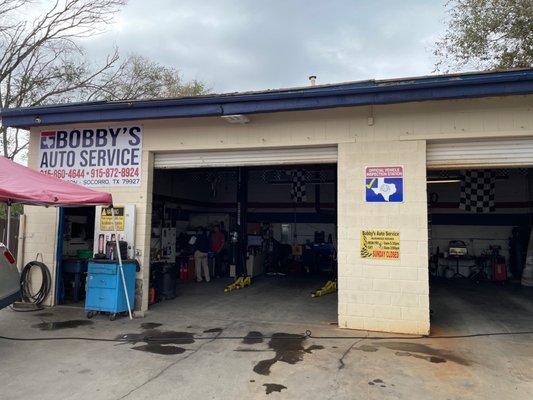 Bobby’s Auto Service