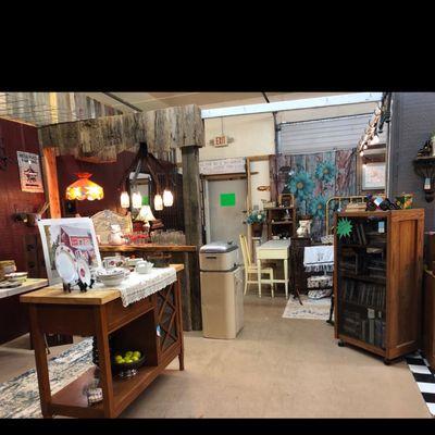 Cloud Creek Antiques