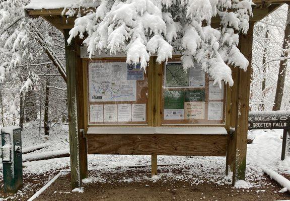 Greeter Falls Trailhead