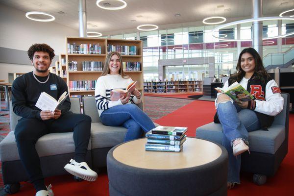 Boiling Springs High School Students in the Media Center