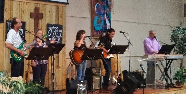 Worship with Sarah, David, Laurie, Joseph, Emma and Mike at Gateway Christian Center.