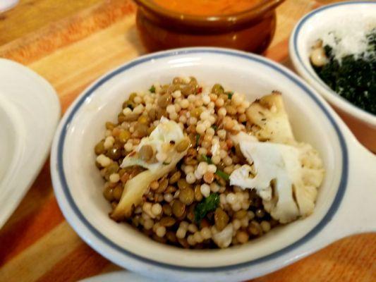 Grilled cauliflower salad