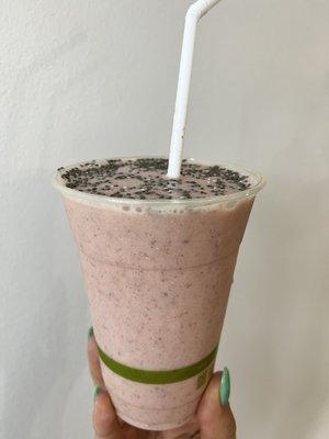 Tropical smoothie with strawberry and chia seed