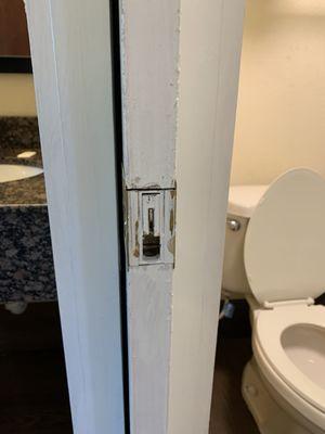 The piece to close the door was missing.