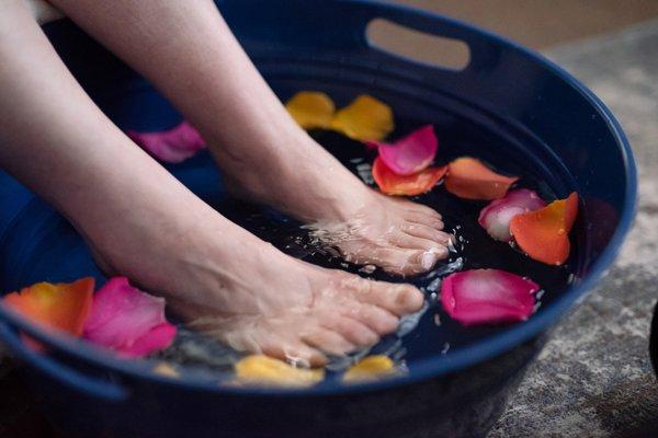 Super Sole-Ful Foot Bath