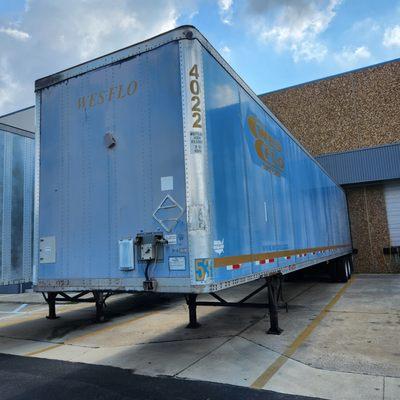 Several Plate & Dry Van Semi Trailers. 2001 - 2008 - all roadable. Most with Swing Doors & Spring Suspension - Aluminum, White, or Blue