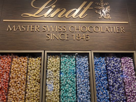 Lindt Chocolate Shop