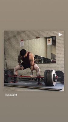 Chris sumo deadlifting some heavy weight!