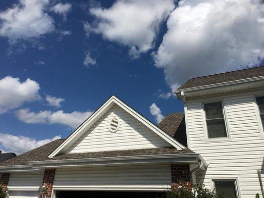 Residential roof job in Papillion, NE.