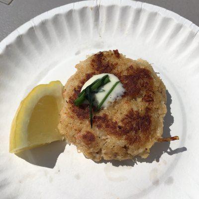 Crab cake from bold coast lobster