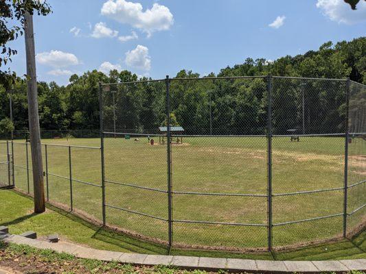 Large dog park at Optimist Dog Park