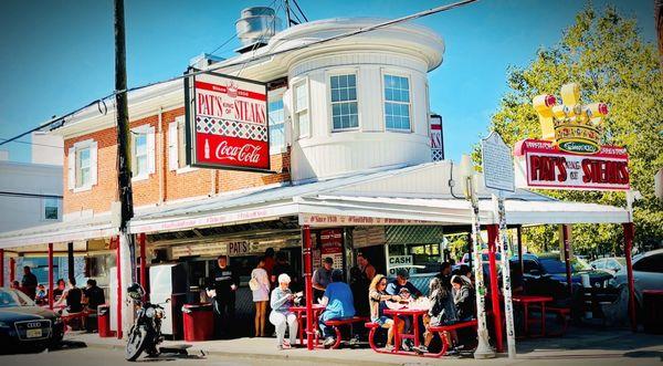 Pat's King of Steaks