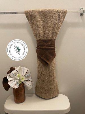 Towel folding bathroom stage