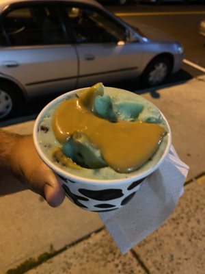 Mint chocolate chip with peanut butter sauce