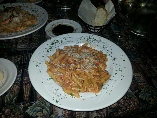 Oh wow! Chicken Pene Pasta in a spicy Vodka Cream Sauce. Simply AMAZING!