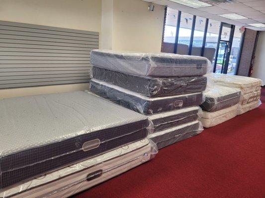 Super Discount Mattress
 4950 Spencer Hwy, Suite H, Pasadena, TX 77505
 
 50% to 80% Discount on Brand #mattress