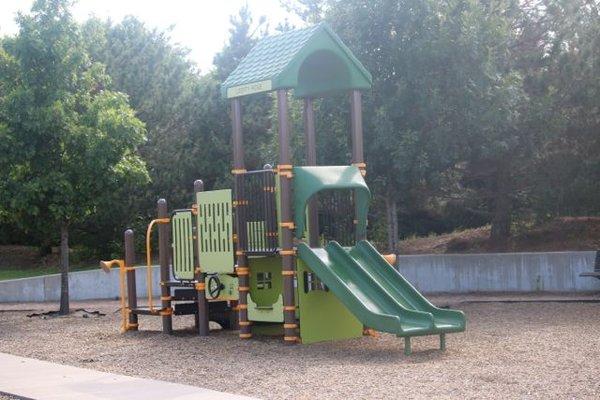 Liberty Ridge Park Playground. Photo by Happy Tails Pet Pal, LLC.