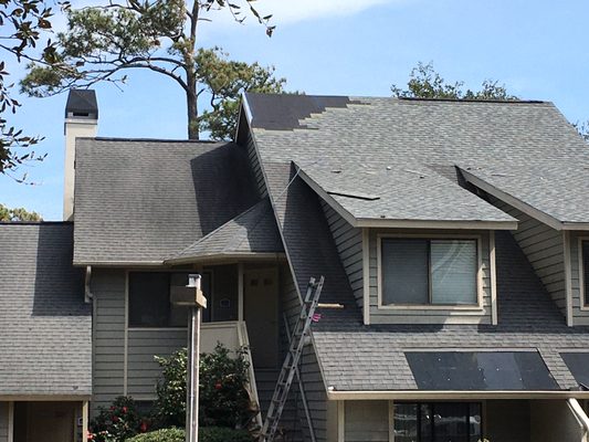 Certainteed Landmark xl  Architectural Asphalt Shingles installed new.                  Kingston Plantation!