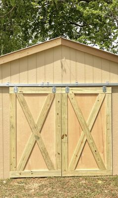 Barn door on garage