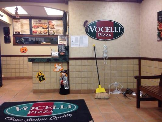 Halloween decorations at Vocelli Pizza!