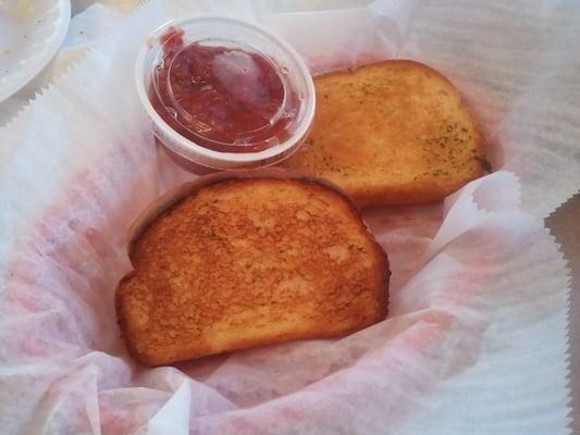 Texas Toast with marinara