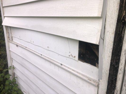 20% asbestos containing transite siding found under vinyl exterior house panels