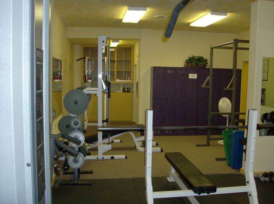 Squat racks Bench press