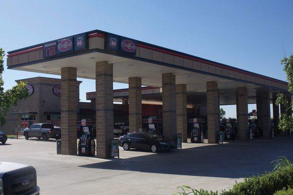 OnCue is a convenience store chain offering a selection of beverages, fresh food, fuel and clean restrooms.