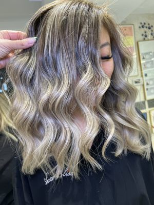 Dimensional balayage with Olaplex and k18