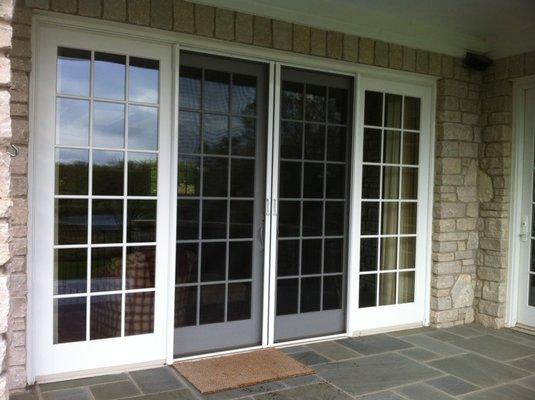 Double patio slider with Phantom retractable screens