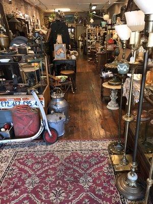 Rustic Rose Antiques & Collectables